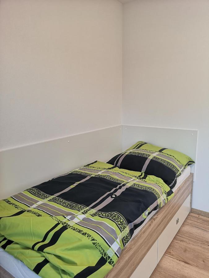 Modern Flat, Wifi, Central, Calm, Clean Apartment *